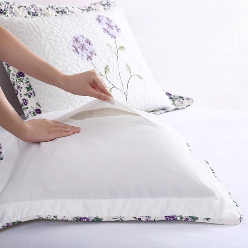 Beatrice Home Fashions Carnation Floral Embroidered Quilted Bedspread, Lightweight, All-Seasons, Standard Sham, Lavender