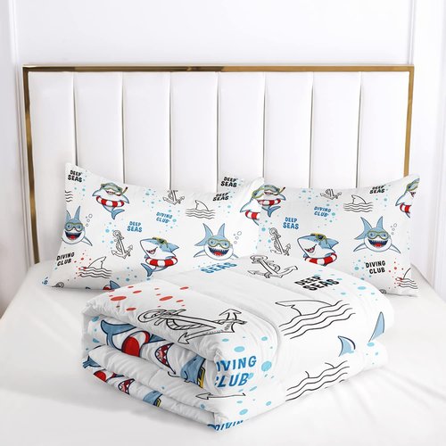 Cute Cartoon Shark Comforter Set, Deep Sea Diving Club Sharks Bedding Bedspread for Kids and Adults, Lovely Marine Life Pattern Quilt Bedroom Decor with 2 Pillow Cases (Queen, 01)