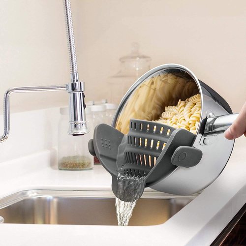 Clip On Strainer Silicone for All Pots and Pans, Pasta Strainer Clip on Food Strainer for Meat Vegetables Fruit Silicone Kitchen Colander (Grey)