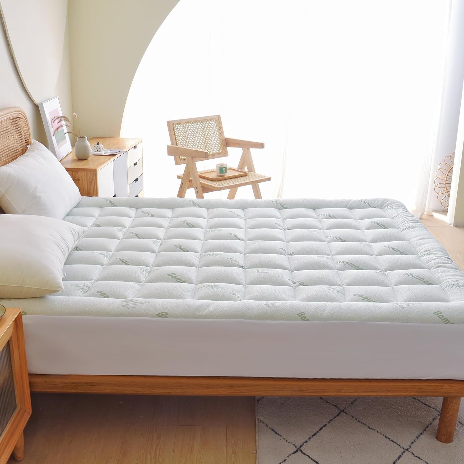 Skiennix Mattress Topper - Ultra Soft Bamboo Viscose Pad for Back Pain Relief | Queen Size, Deep Pocket 8-21 in