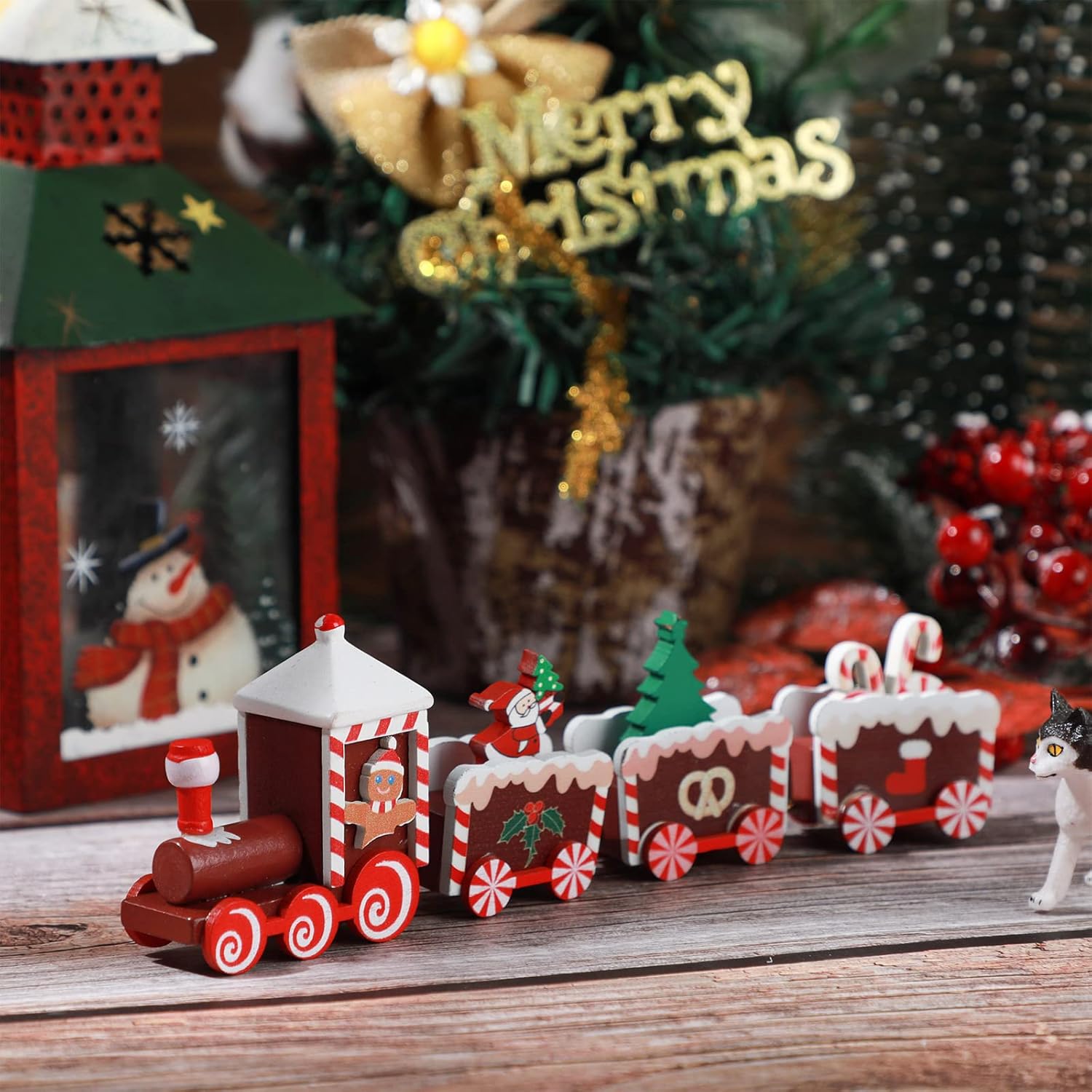 Yulejo Christmas Train | Painted Wooden Decoration for Mini Tree | Santa Claus Red Ornament