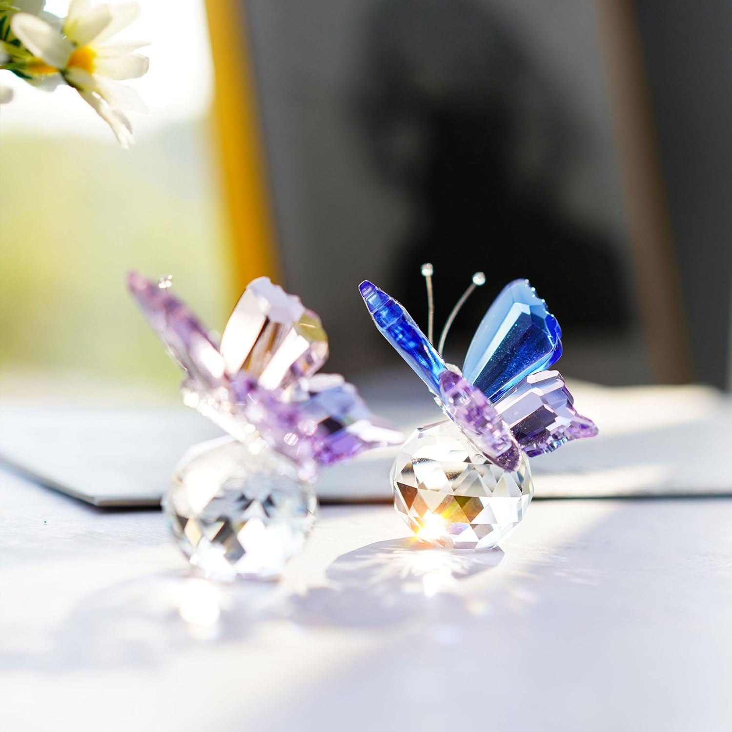 Skiennix Crystal Butterfly Figurines - Elegant Clear Ball Base | 2-Piece Set for Home Decor & Gifts