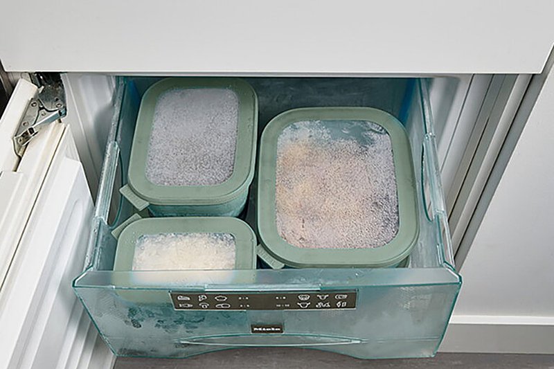 Mepal – Multi Bowl Cirqula 3-Piece Set – Food Storage Container with Lid - Suitable as Airtight Storage Box for Fridge & Freezer, Microwave Container & Servable Dish - 750, 1500, 3000ml - Nordic sage