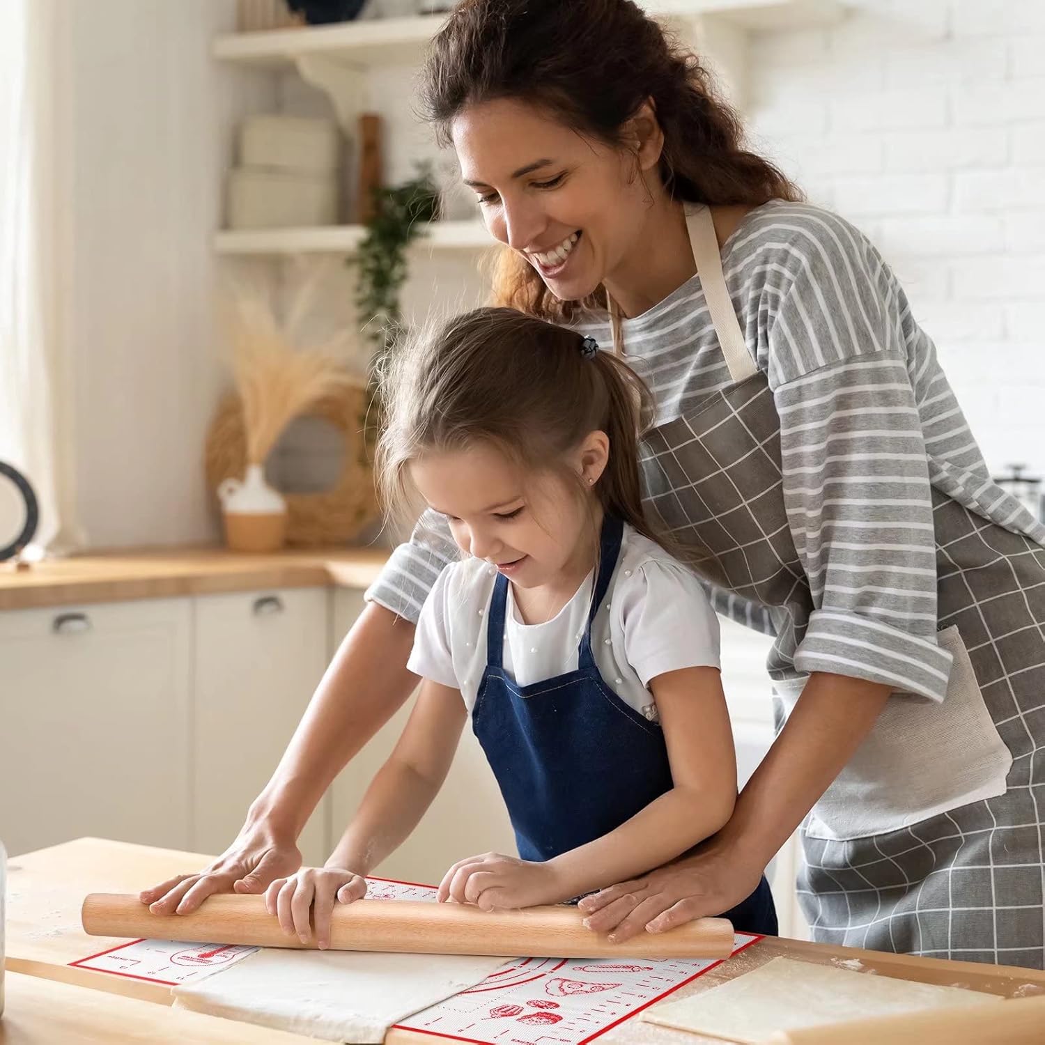 Skiennix Extra Large Silicone Baking Mat - Non-Stick Pastry Mat with Measurements, 24" x 32", Red