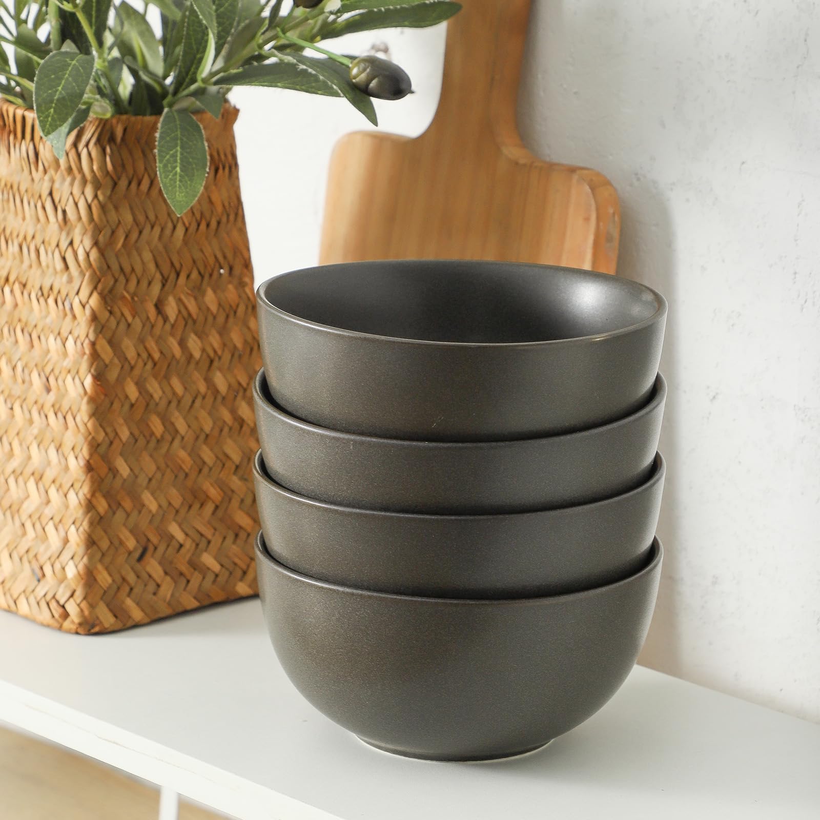 Tikooere Cereal Bowls, 24 oz Soup Bowls Set of 4, Ceramic Bowls Set for Salad, Fruit, Breakfast, Dessert, Stoneware Bowls for Kitchen, Dishwasher & Microwave Safe, Matte Black
