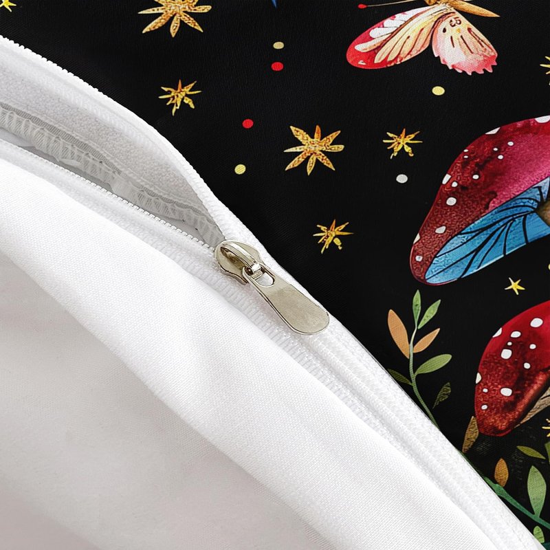 AILONEN Red Mushroom Duvet Cover Set King Size,Botanical Plant Fungus Butterfly Cartoon Mushroom Comforter Cover Set 3 Pieces for Kids Boys Girls Adults,1 Quilt Cover with 2 Pillowcases
