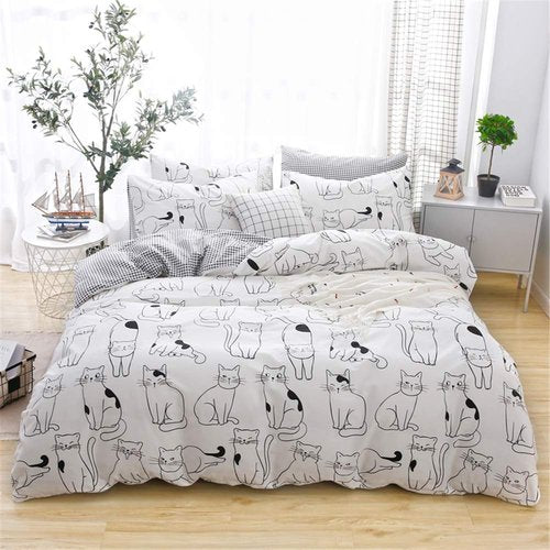LAYENJOY Cats Duvet Cover Set Queen, 100% Cotton Bedding, Various Cartoon Cats Pattern Printed on White Reversible Black Plaid, 1 Comforter Cover Full and 2 Pillowcases for Kids Teens Boys Girls