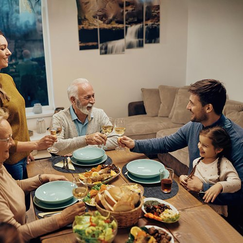 BARTHKIT Placemats Set of 12 Washable, Heat Resistant Table Placemats Wipeable Faux Leather Oval Place Mats Non Slip, Waterproof Oval Table Mats for Indoor Outdoor, Charcoal
