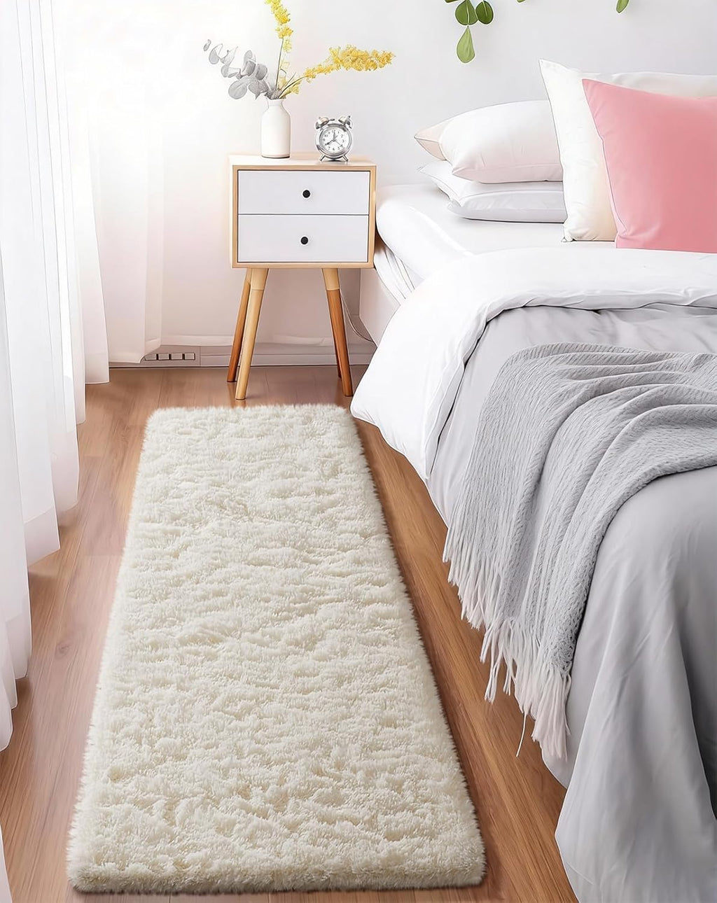 Ophanie Runner Rug - Non-Slip Fluffy Soft Carpet for Hallway | 2x5 Ivory Shaggy Design for Kids & Nursery