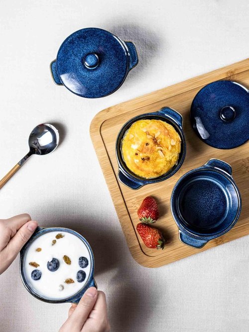 Henten Home Ceramic Ramekins - 8 Oz Porcelain Mini Cocotte Set of 4 with Lid & Handle | Deep Blue
