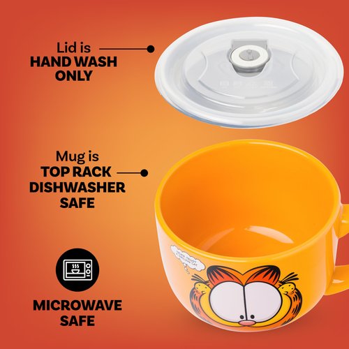 Silver Buffalo Garfield Never Trust a Smiling Cat Featuring Odie, Arlene, Nermal, and Pooky Ceramic Soup Mug with Vented Plastic Lid, 24 Ounces