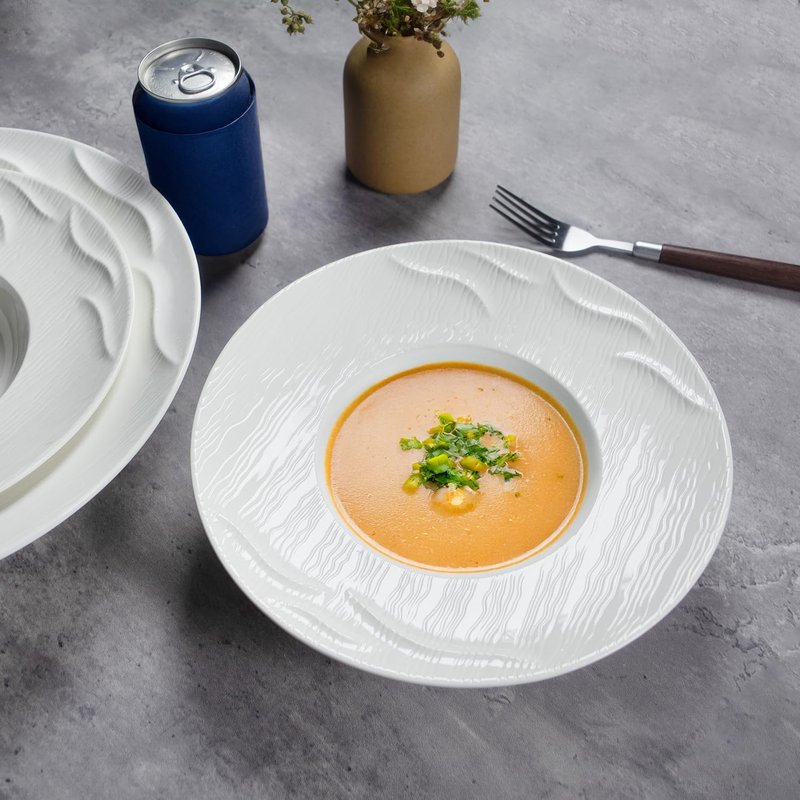 dingdaer Ceramics Rimmed Soup bowls Set of 4, Embossed Wide Rim Small Mouth Pasta Plates 10.2 OZ/300 ml, Microwave Dishwasher Safe, for high end restaurants and best choice for gourmets, 9.45 Inch