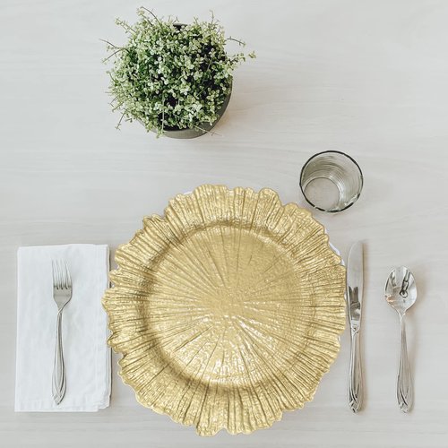 Ms Lovely Plastic Reef Charger Plates Glossy Finish - Set of 6 - Thick and Reusable - Gold Color