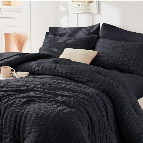 HYMOKEGE Ultra Soft Black Duvet Cover Set - 3-Piece Queen Size Seersucker Bedding with Zipper Closure & 8 Corner Ties (90"x90")