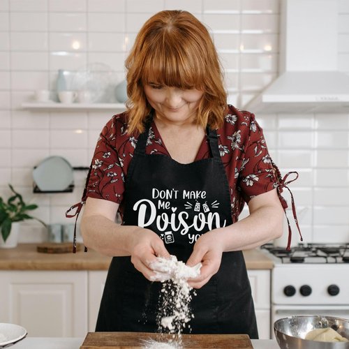 Rokasreke Funny Aprons for Women with Pockets, Kitchen Aprons for Women Cooking Baking Chef, Personalized Birthday Gifts for Mom Wife Mother Christmas