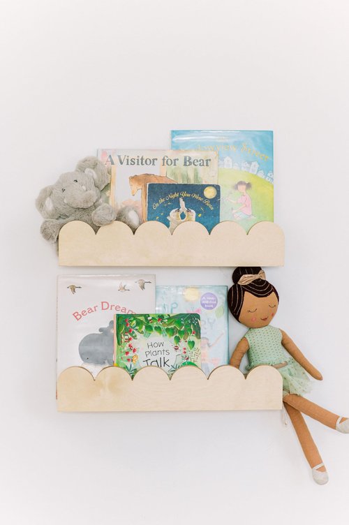 Fable Twig Floating Nursery Book Shelves with Scalloped Edges - Wooden Montessori Hanging Bookshelves for Kids Rooms - Toddler Wall Mounted Bookshelf Rack for Bedroom, Playroom, Classroom - Set of 2