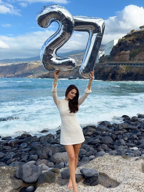 Foil Silver 50 Number Balloon - 40 Inch Big Birthday Party Decoration for Men & Women
