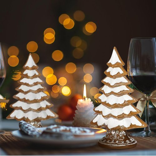 Geelin Christmas Gingerbread Figurines - Festive Tabletop Decorations | 7.09" x 3.94" x 2.36" (Snow Frosting)