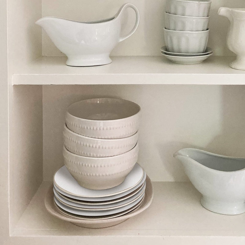 ReFeltidolom Thick Felt Plate Dividers, Set of 48 Plate Separators Round China Storage Dividers Dish Protectors White Felt Pads for Stacking China/Dish/Saucers, 10.5 Inch