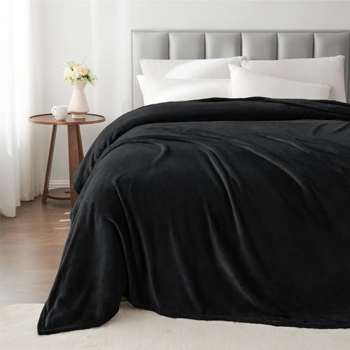 BEDELITE Fleece Blanket - Luxuriously Soft Plush Throw | Queen Size 90x90 Inches | Cozy Black for All Seasons