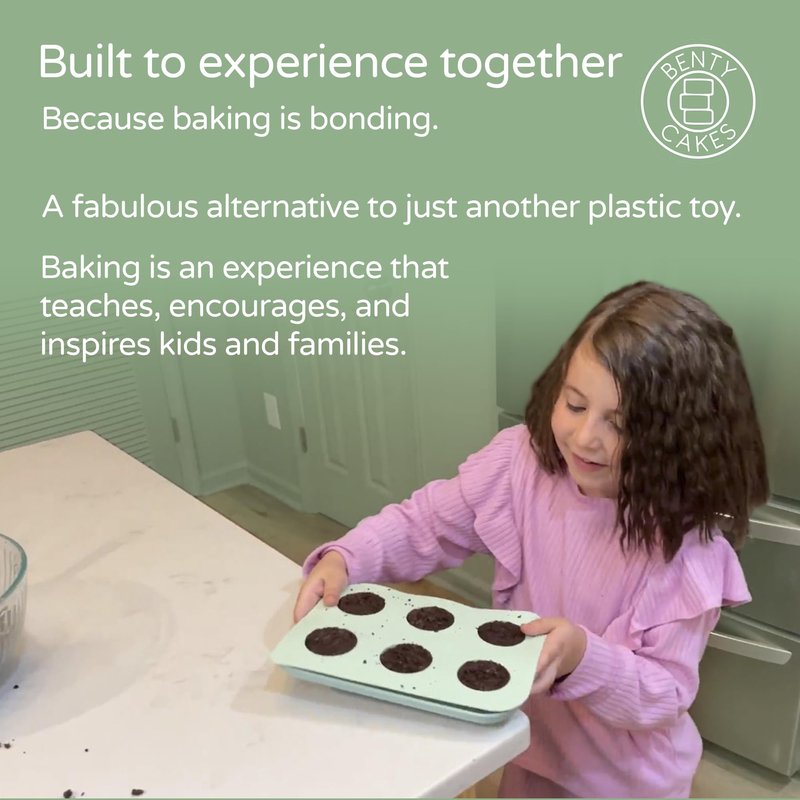 Benty Cakes – The Original Cake Puck Bonus Bundle Set – Better than a Cake Pop! Make Chocolate Covered Desserts – BPA Free Silicone – Includes 1 Mold Set, 2 Trays and 2 Scrapers – Green