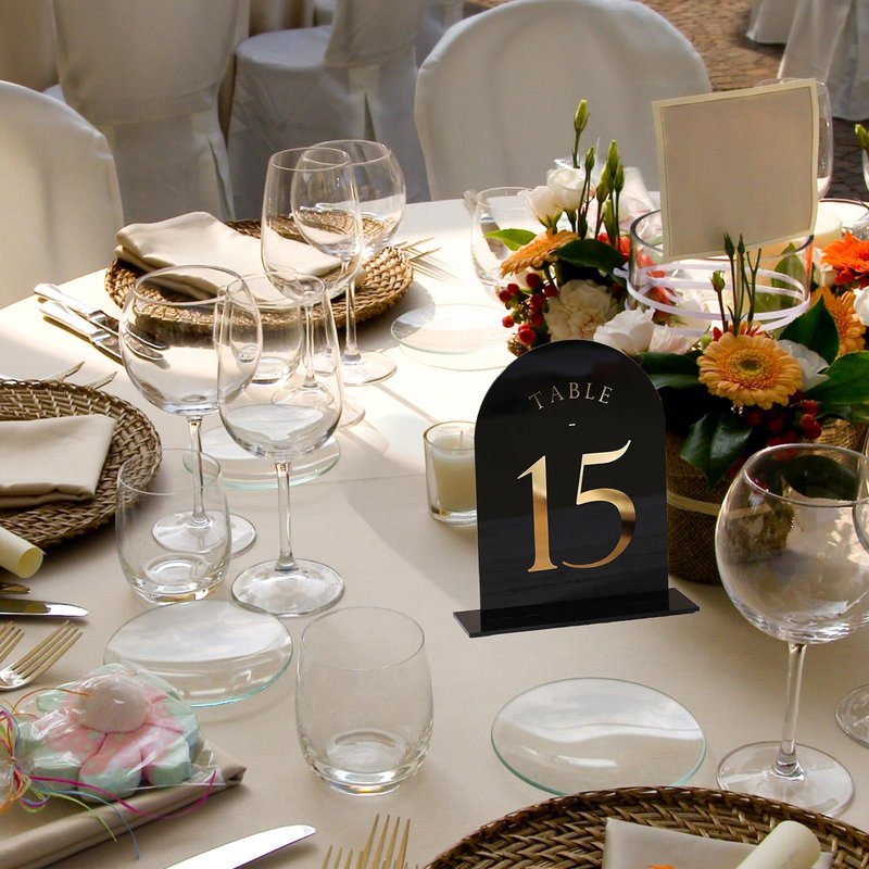 UNIQOOO White Arch Wedding Table Numbers with Stands 1-20, Gold Foil Printed 5x7 Double sided Acrylic Signs and Holders, Perfect for Centerpiece, Reception, Decoration, Party, Anniversary, Event