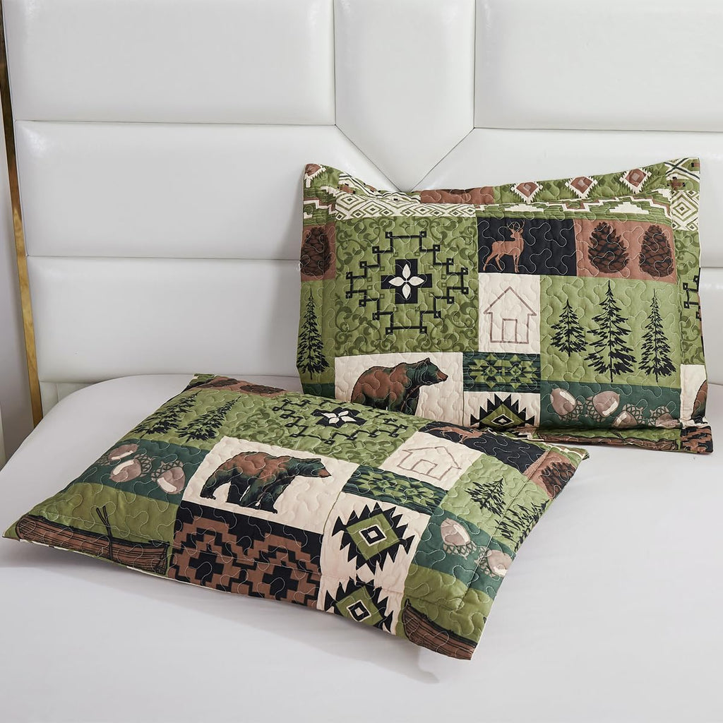 Oliven 3 Pcs Cabin Bedding Quilt King Size Lodge Moose Bear Quilt Set Green Brown Patchwork Rustic Bedspread Forest Coverlet All Seasons Plaid Bed Cover with Pillow Shams