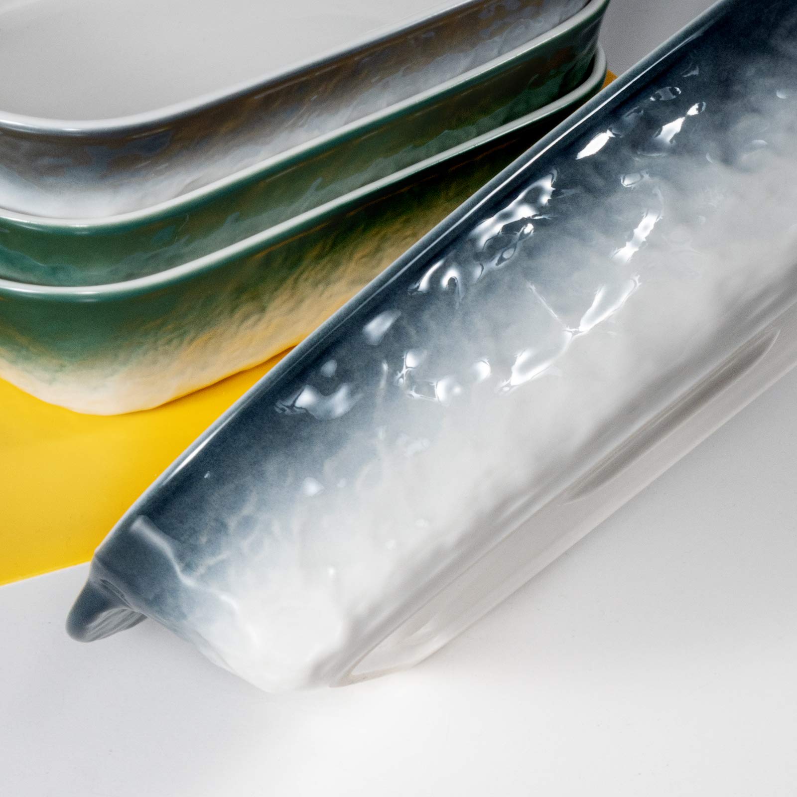 Hoxierence 20oz Small Ceramic Baking Dishes, 7.5L x 5.4W Inch Stone Embossed Pattern Bakeware with Double Handles, Individual Rectangular Baker for Lasagna, Casserole - Set of 4 (Gray)