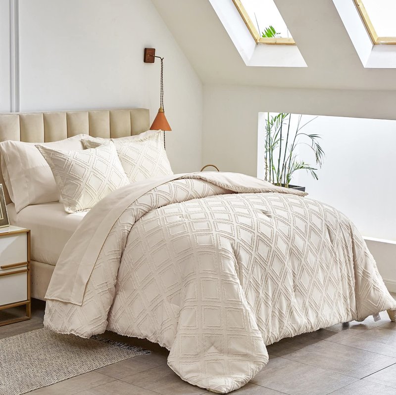 7 Pieces Tufted Bed in a Bag King Comforter Set with Sheets Beige, Soft and Embroidery Shabby Chic Boho Bohemian, Luxury Solid Color with Diamond Pattern, Jacquard Tufts Bedding Set for All Season