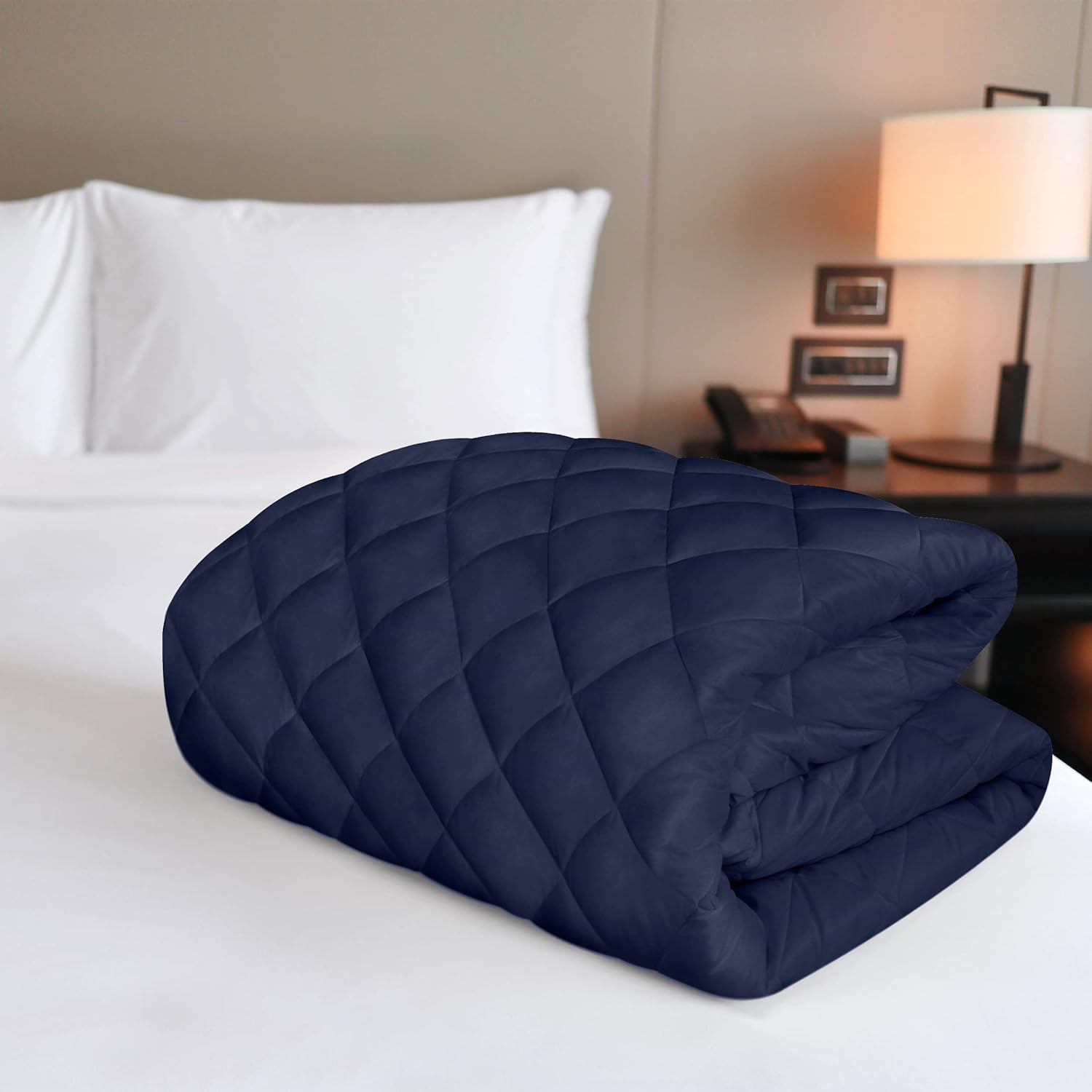 Utopia Bedding Quilted Fitted Mattress Pad - Full Size Deep Pocket Protector | Machine Washable (Navy)