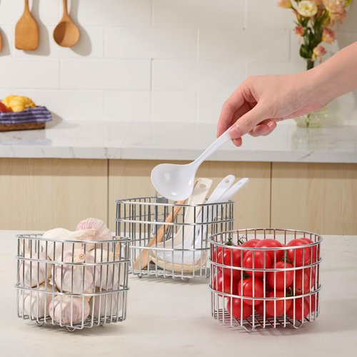 KPGRN 304 Stainless Steel Wire Mesh Fruit Basket Colander, 1.4L Countertop Storage Organizer for Fruits, Vegetables, Snacks.d 5.2x 3.94 in (Ø13cm,Circle)