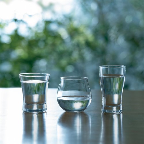 Toyo Sasaki Glass Cold Sake Glass, Drinking and Drinking Set, Made in Japan, Dishwasher Safe, Sake Glass, Gift, Present, Gift, Respect for the Aged Day, Father's Day, Mother's Day, Birthday, Wooden