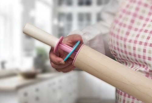 Bakelicious Adjustable Baking Rolling Pin, Wood and Nylon, 12-Inch Barrel
