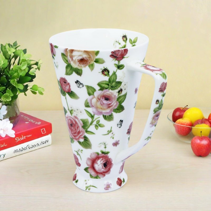 Glen Mila 17oz Cute Coffee Mug for Women Bone China Coffee Mug Cute Mugs Christmas Mugs Birthday Gifts for Mom Friends (white garden flower mug)