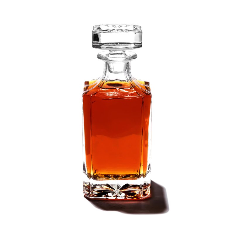 Golf Whiskey Gift Set | Crystal Decenter with 2 Double Wall Crystal Clear Glasses|Perfect Golf Gift Set | 700ml Decanter with two 5oz Golf themed Whiskey Cups
