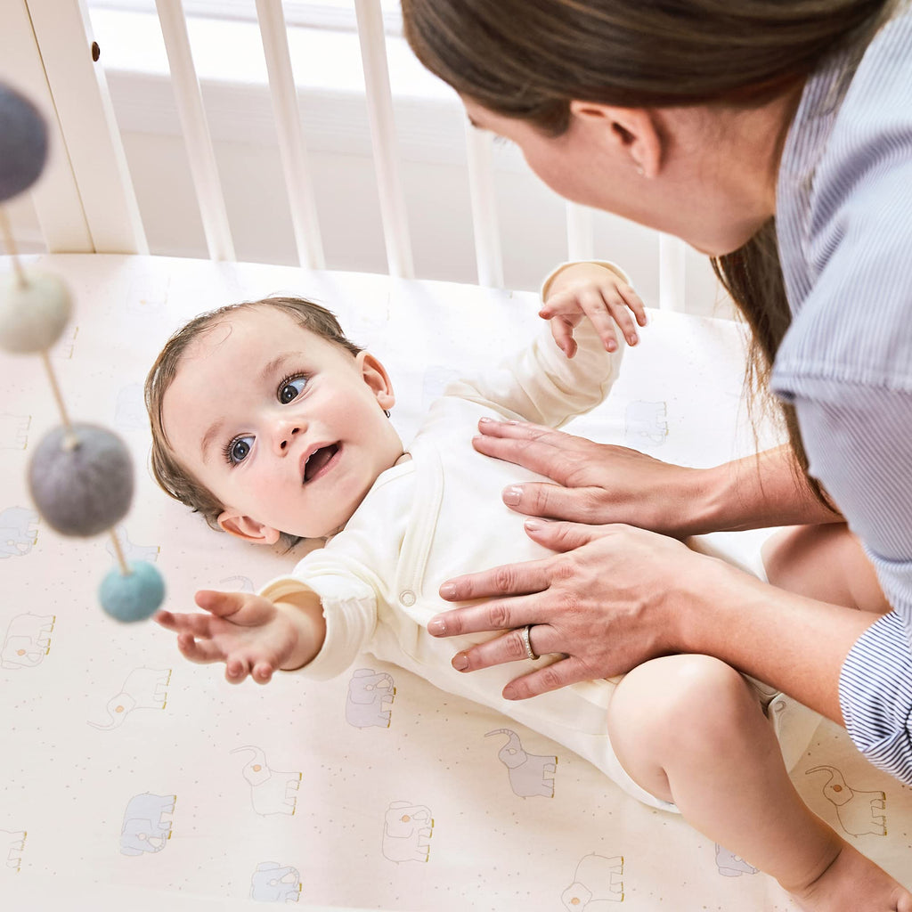 Stokke Sleepi Mini Fitted Sheet by Pehr V2, Grey Dotty - Not Compatible with Mini Mattress Made Before August 2022 - Soft, 100% Organic Cotton