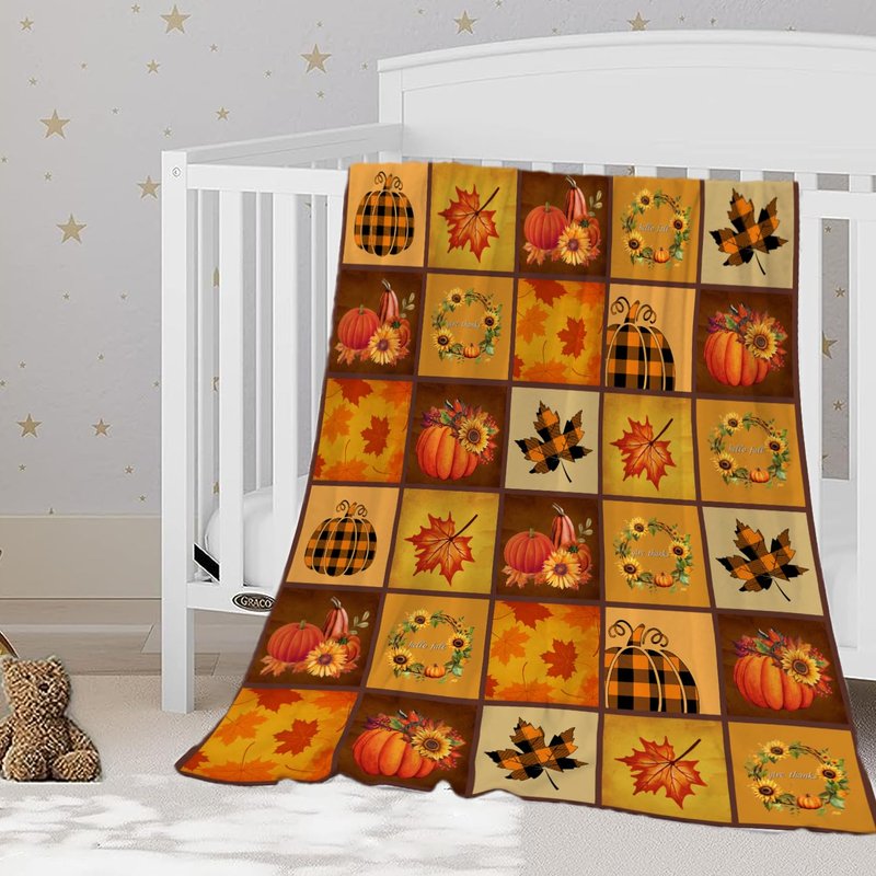 YeeJu Fall Decoraitve Throw Blanket Small Plaid Thanksgiving Autumn Pumpkins Leaf Blanket Kids Child Blanket for Girl Boy Baby Bed Soft Lightweight Fuzzy Fleece Blankets and Throws 40x50