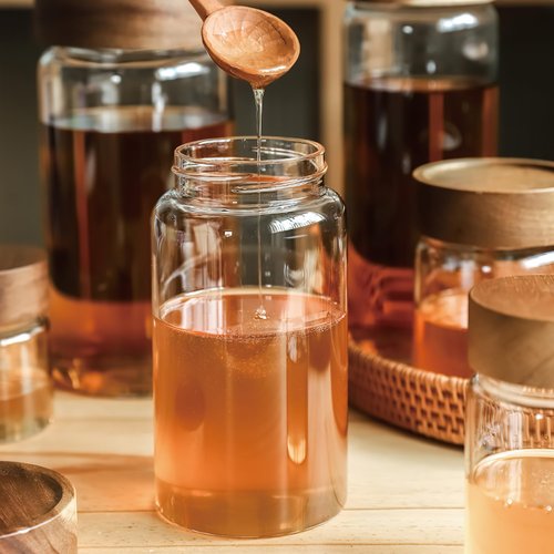 MOLADRI 50 fl oz/1500 ml Clear Glass Storage Canister with Airtight Wooden Screw Lid, Large Tall Cute Decorative Glass Food Container Jar for Coffee, Candy, Cereal, Cookie, Pasta, Flour, Juices