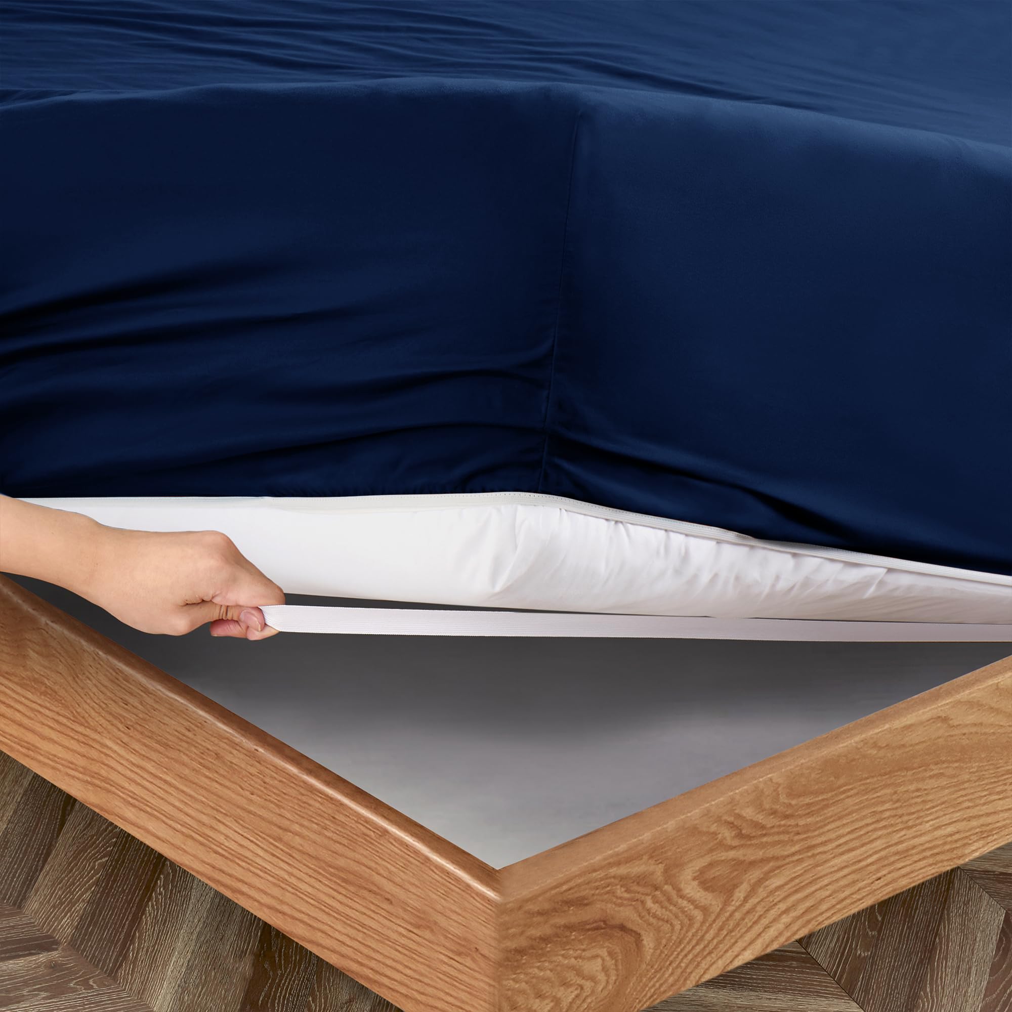 Manyshofu Extra Deep Pocket King Size Sheets - Hotel Luxury 1800 Thread Count Sheets & Pillowcases - Microfiber Bedding Set up to 24" Mattress - Navy Blue Bed Sheets 18-24 Inch Deep Pockets - 4 Piece