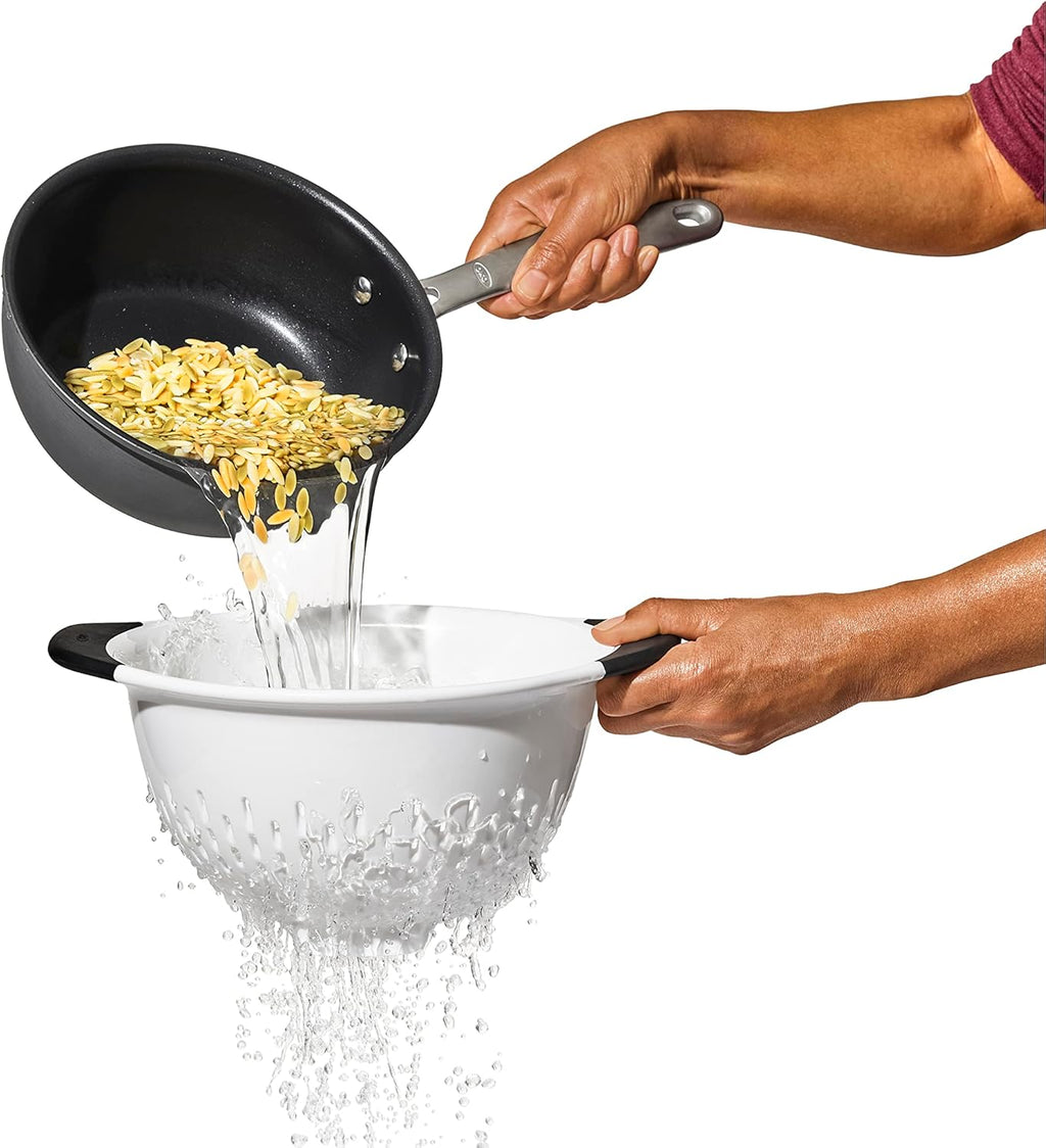 OXO Good Grips Colander - 3 QT Capacity for Effortless Straining | Durable Plastic Design