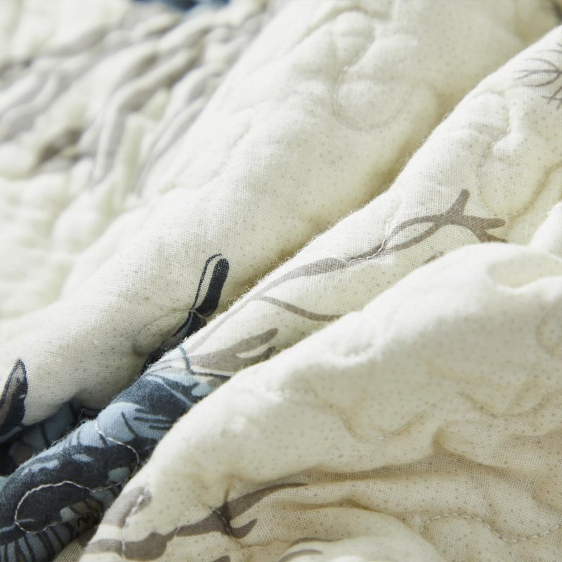 Brandream Blue Nautical Seashell Quilt Cotton Quilted Throw Blanket for Bed Couch Daybed 47 X 60 Inch Decorative Blankets