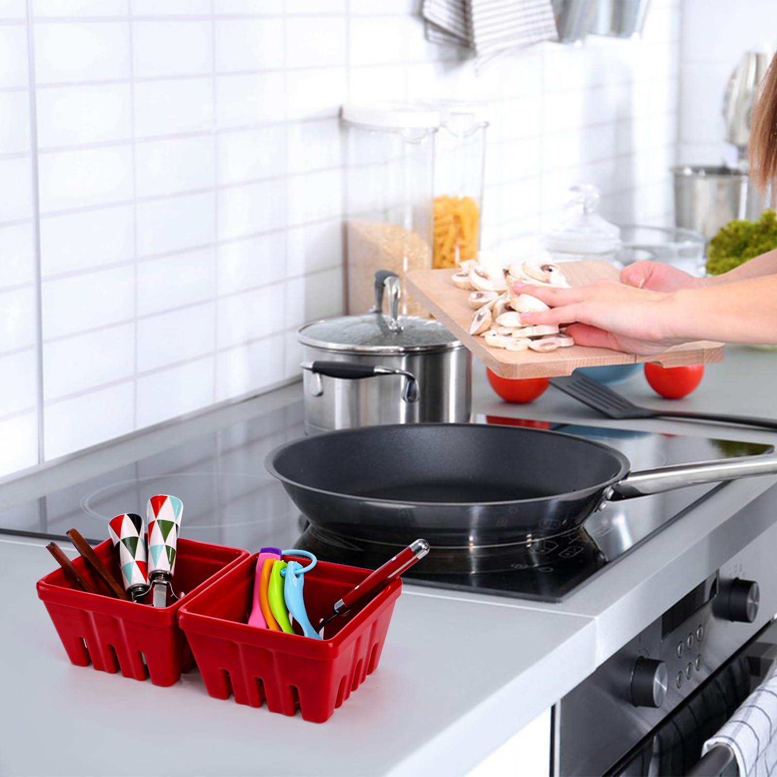 ZEAYEA Set of 2 Melamine Berry Basket, Berry Bowl With Holes for Fridge, Red Square Kitchen Fruit Basket for Christmas, Cute 5" Colander for Strawberry, Grape, Cherry, Berries, Veggies