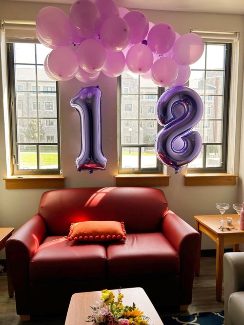 40 Inch Purple Number 8 Balloon - Perfect for 8th Birthday Parties, Weddings & Graduations