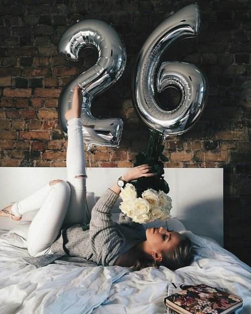 40 Inch Silver Foil Number 25 Balloons - Happy 25th Birthday Decorations for Women