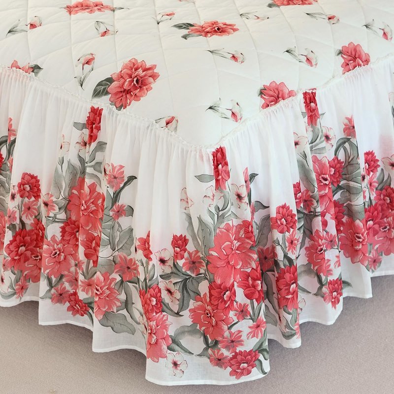 EVENHUG Ruffle Skirt King Size Bedspread Set Red Floral 100% Cotton Quilt Bedding Sets with Pillow Shams Lightweight Soft Coverlet Bed Spreads Sets 3 Piece (King, 78"x80")
