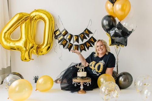 Gold Number 40 Balloon - 40 Inch Golden Birthday Decoration for 40th Celebration | Perfect for Men & Women