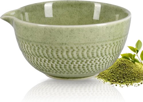 Matcha Bowl - 500 ml Ceramic Mixing Bowl with Spout | Japanese Chawan for Matcha, Salad, Soup & More