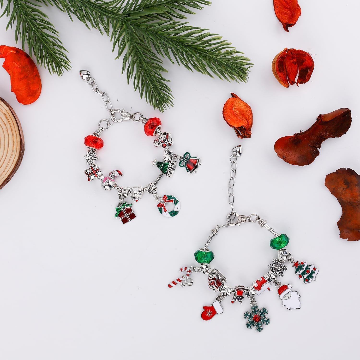 PEUTIER 24pcs Christmas Advent Calendar Bracelet Set - DIY Charm Bracelets with 22 Beads for Festive Countdown