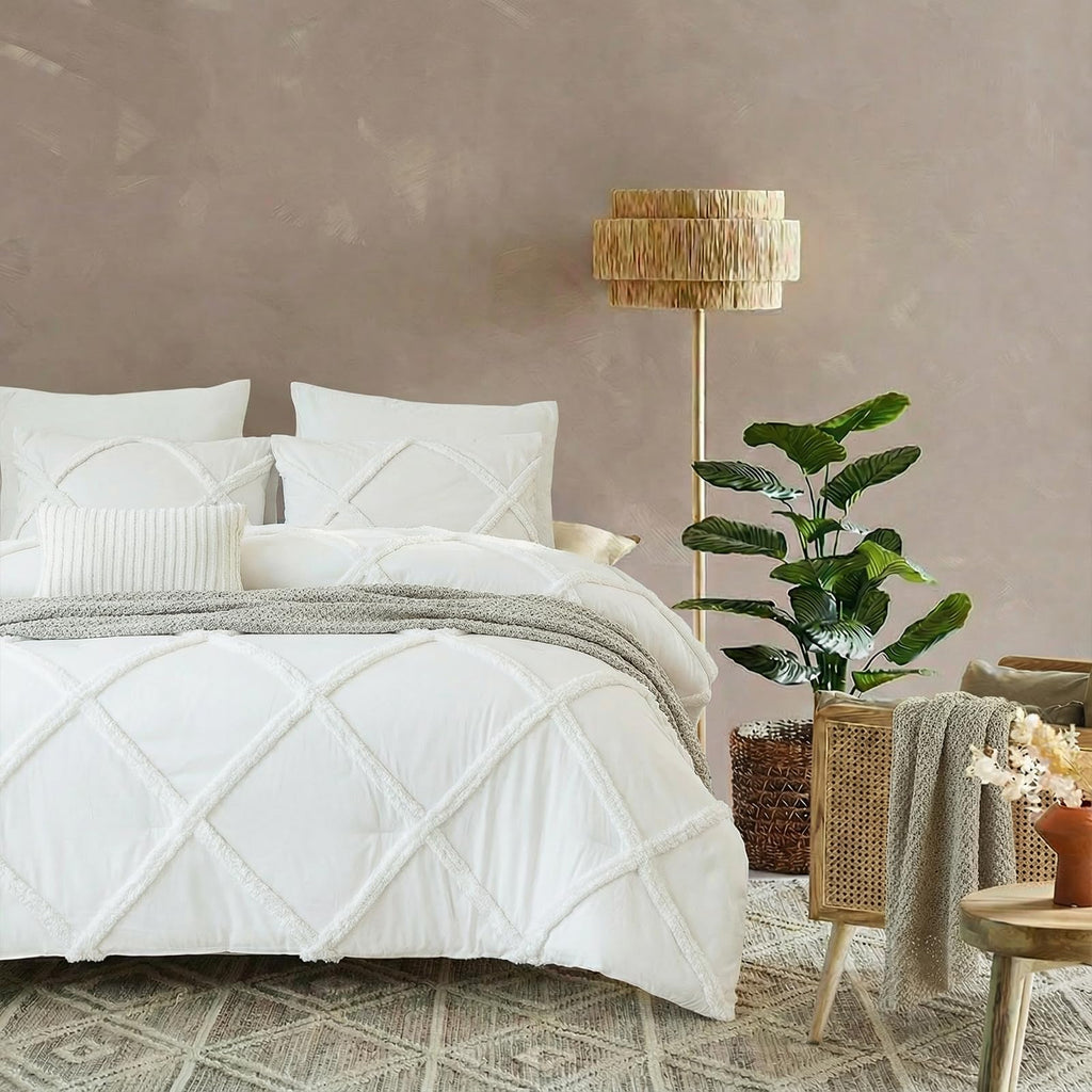 Bedbay White Tufted Comforter Set Queen Size Shabby Chic Boho Bedding Comforter 3 Pcs Lightweight Microfiber Filling Farmhouse Style All Seasons Queen Bed Set