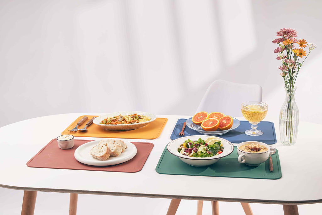 JUNO Silicone Placemat Set of 4 for Adults, Baby, Toddlers, Kids. Modern Design, Easy to Clean, Waterproof, Washable, Stain & Heat Resistant, Non-Slip, Food-Grade, 3mm Extra Thick